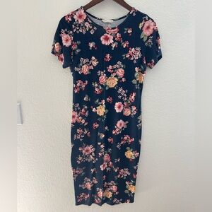 First Look Size XS Navy Floral Midi Shift Dress